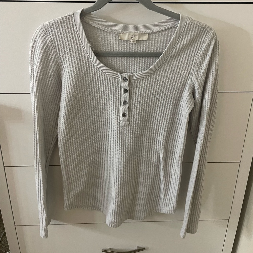 light gray long sleeve Harley shirt